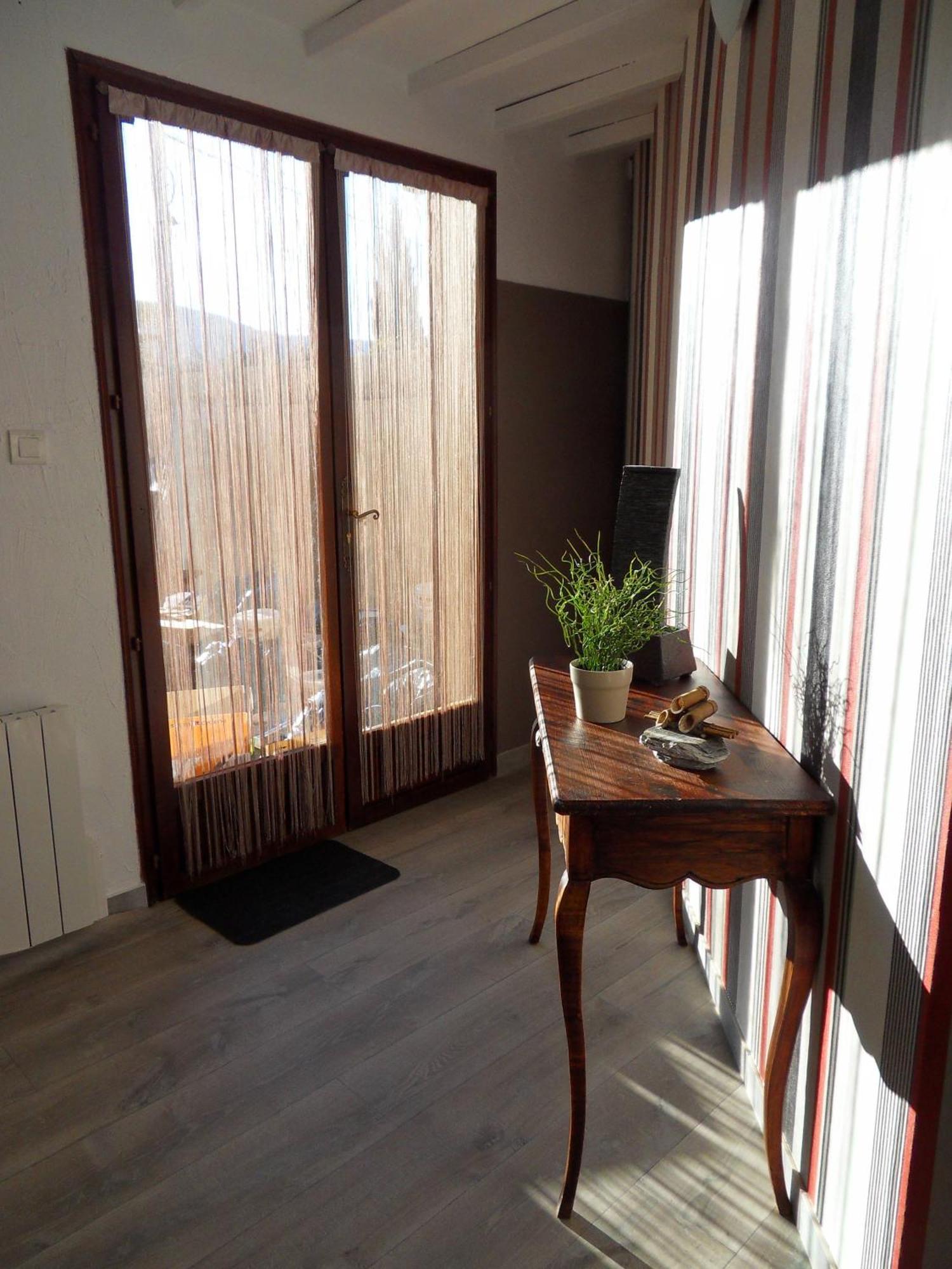 Le Jardin D'Ivana Chambres D'Hotes B&B Avec Piscine Chauffee Oppède Exterior foto