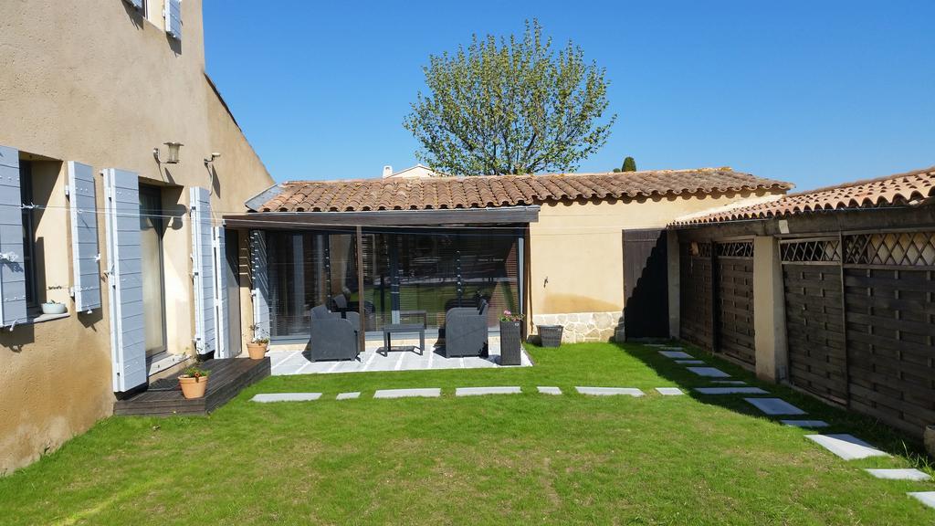Le Jardin D'Ivana Chambres D'Hotes B&B Avec Piscine Chauffee Oppède Exterior foto
